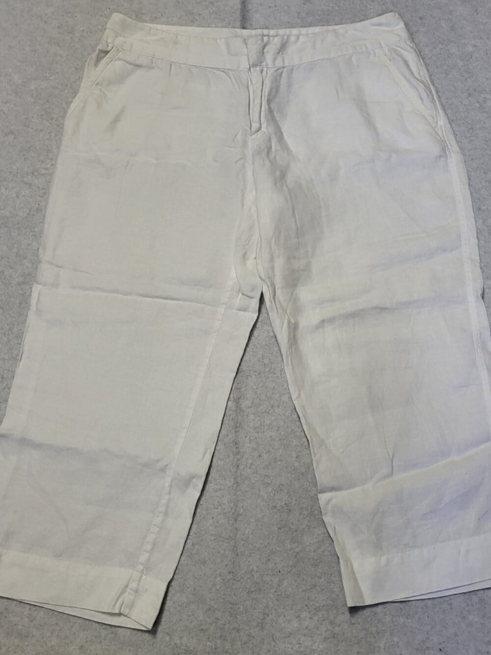 Old Navy Womens Capri Whites Size 12 Pants